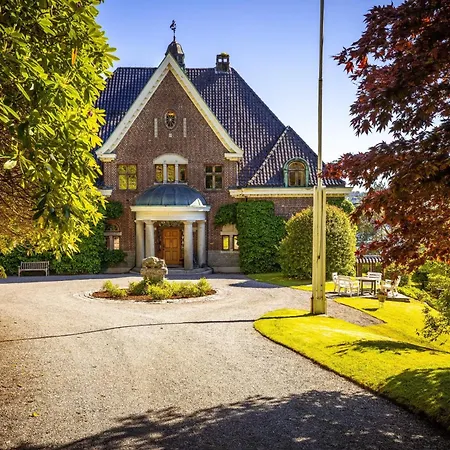 Unique Victorian With Private Coastline