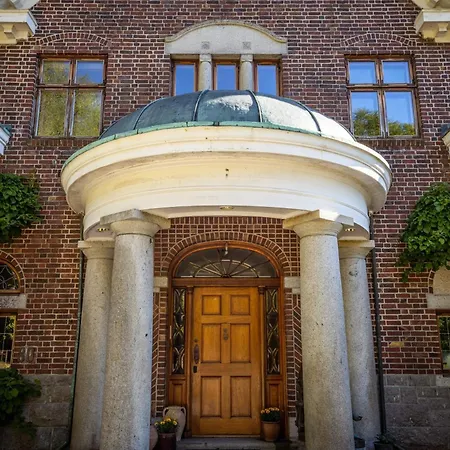 Luxury Historic With Private Coastline *