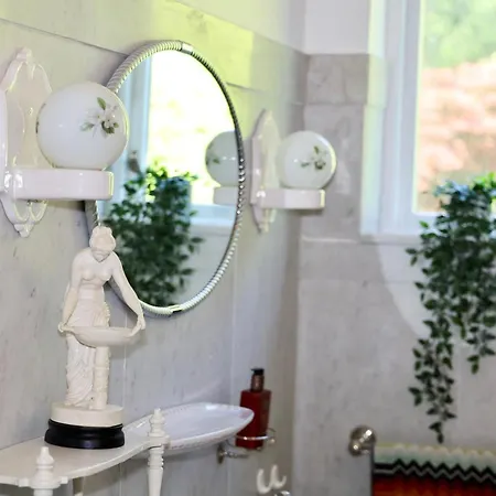 Вілла Luxury Historic With Private Coastline