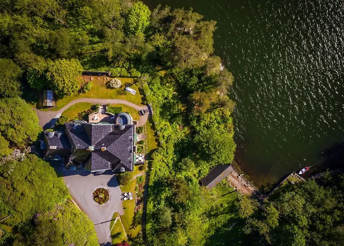 Luxury Historic With Private Coastline Вилла Берген