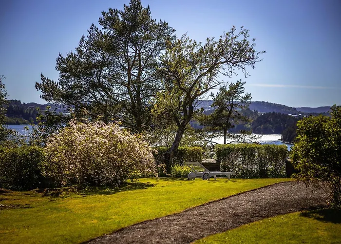 Luxury Historic With Private Coastline Willa Bergen