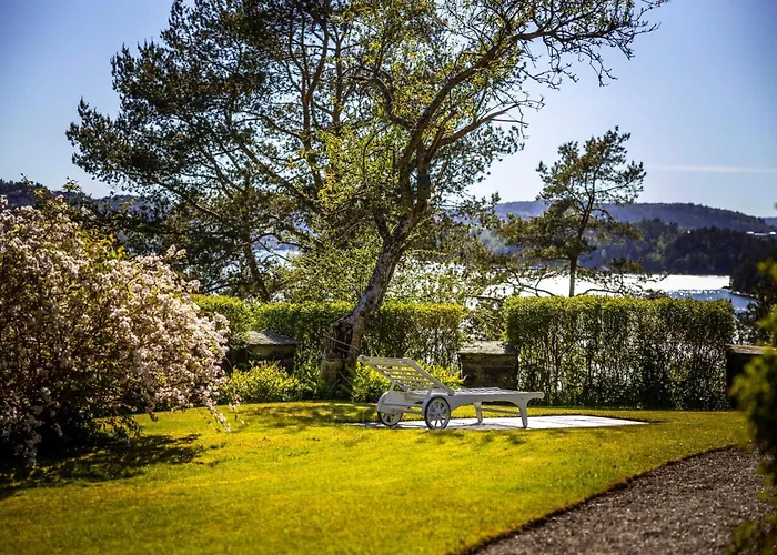 Luxury Historic With Private Coastline Bergen