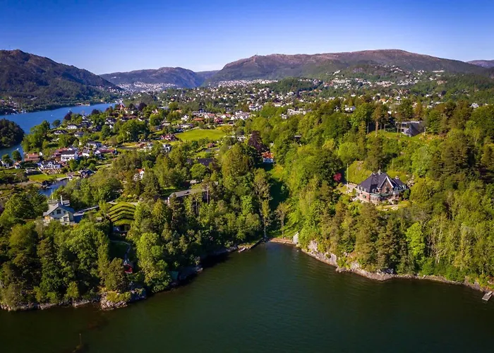 Luxury Historic With Private Coastline *