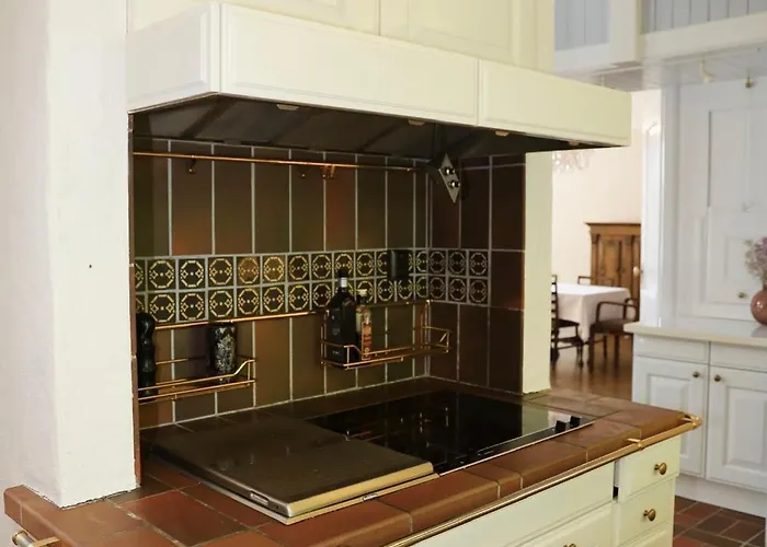 Luxury Historic With Private Coastline *