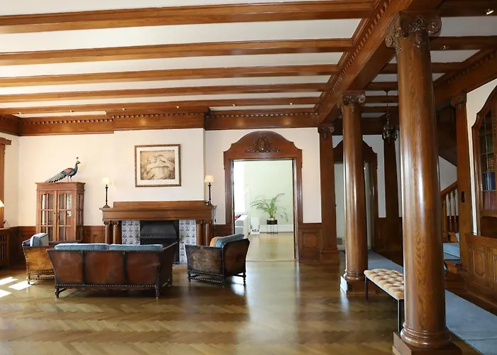 Luxury Historic With Private Coastline Bergen