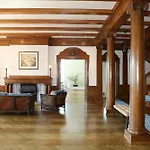 Luxury Historic With Private Coastline